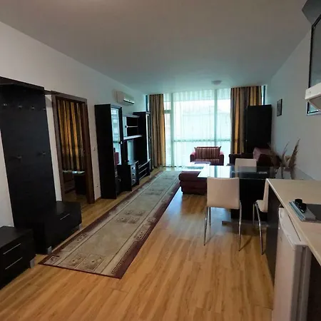 Apartment In Del Sol